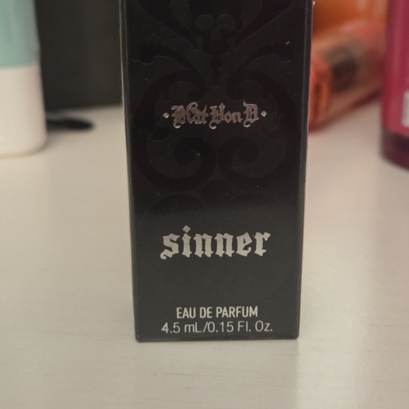 Beauty Items-CTillbury, LGeller, Too Faced , Est - Picture 12 of 13